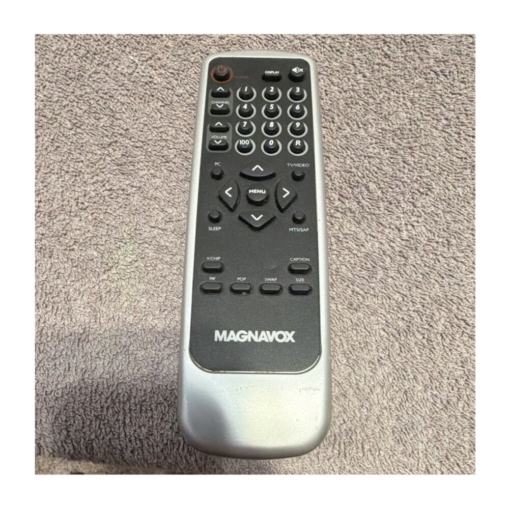 Magnavox Wireless LCD TV Remote Control 98TR7SW-1NE-MNF Black/Silver